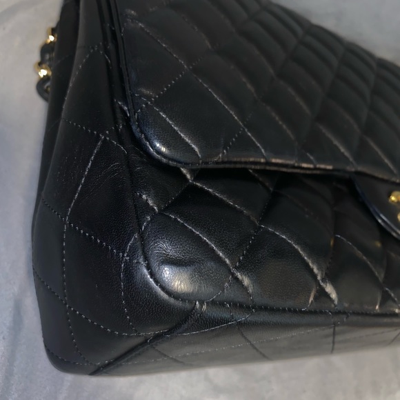 Chanel Maxi Single Flap - Picture 5 of 14